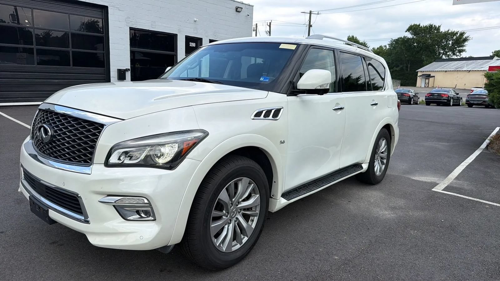 Used 2017 INFINITI QX80 2WD image 12