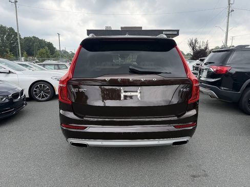 Used 2018 Volvo XC90 T6 Momentum w/ Convenience Package AWD/4WD image 5