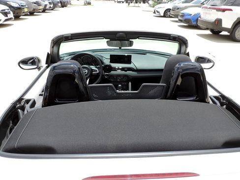 Used 2024 MAZDA MX-5 Miata Club RWD image 11
