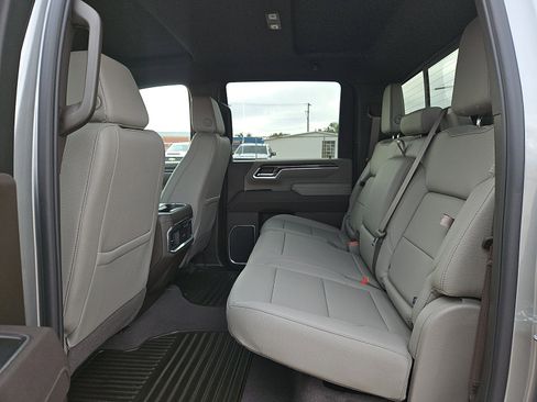 New 2026 Chevrolet Silverado 2500 LTZ w/ LTZ Premium Package AWD/4WD image 11