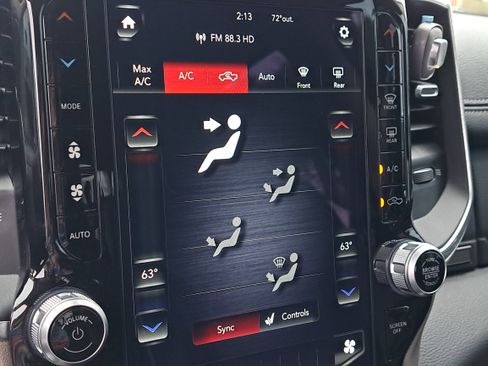 Used 2021 RAM 1500 Laramie image 22