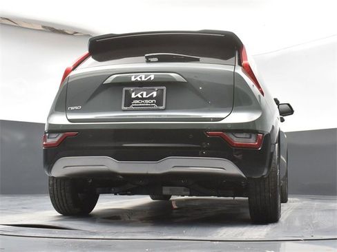 Used 2023 Kia Niro Wave image 30