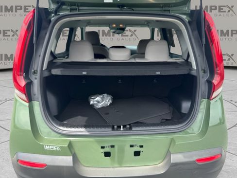 Used 2020 Kia Soul EX FWD image 28
