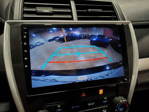 Used 2017 Toyota Camry SE FWD image 28
