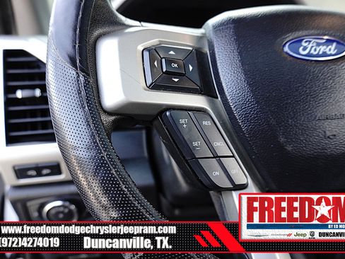 Used 2019 Ford F250 Lariat w/ Lariat Ultimate Package AWD/4WD image 26