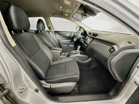 Used 2020 Nissan Rogue Sport S FWD image 29
