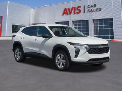 Used 2025 Chevrolet Trax LS