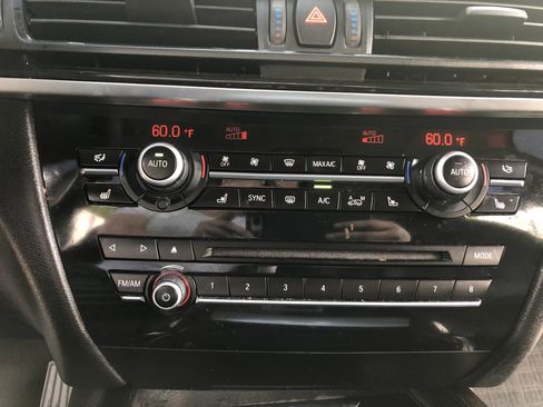 Used 2015 BMW X5 xDrive35i image 16