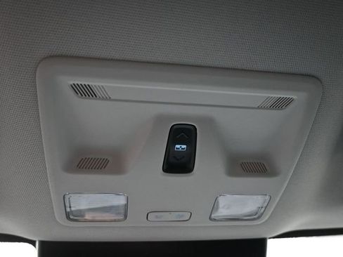 New 2025 Ford Maverick XLT w/ XLT Luxury Package image 17