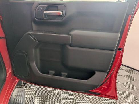 Used 2020 Chevrolet Silverado 1500 Custom w/ Infotainment Package image 28