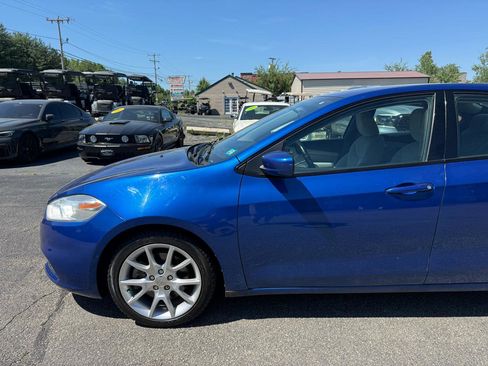 Used 2013 Dodge Dart SXT w/ Popular Equipment Group FWD image 4
