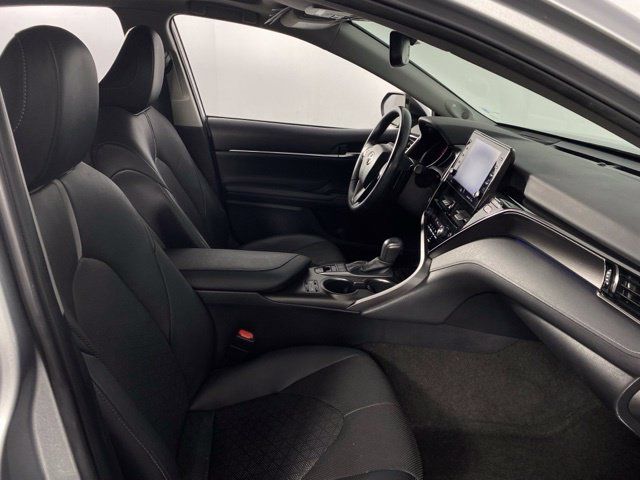 Used 2021 Toyota Camry XSE w/ Navigation Package FWD image 16