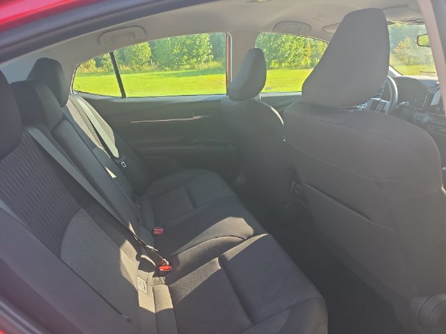 Used 2025 Toyota Camry LE FWD image 12
