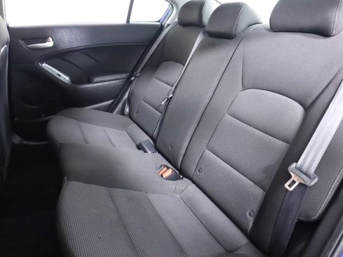 Used 2017 Kia Forte LX image 28