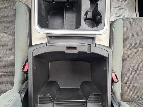Used 2017 RAM 1500 Big Horn RWD image 24