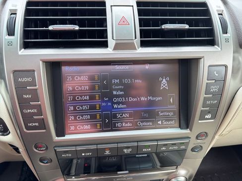 Used 2016 Lexus GX 460 w/ Premium Package AWD/4WD image 19