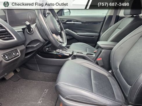 Used 2024 Kia Seltos EX AWD/4WD image 19