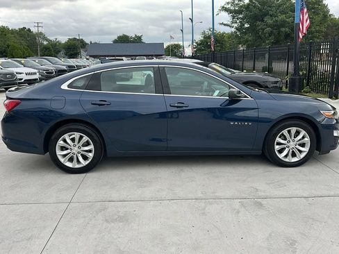 Used 2019 Chevrolet Malibu LT image 4