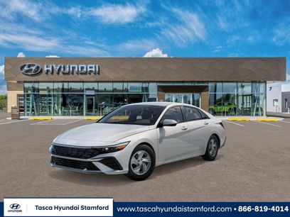 New 2026 Hyundai Elantra SE