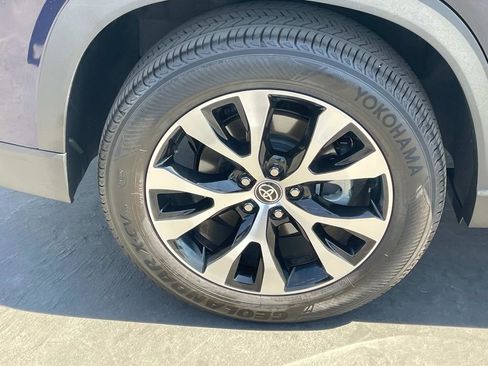 Used 2024 Toyota Grand Highlander MAX Limited image 30