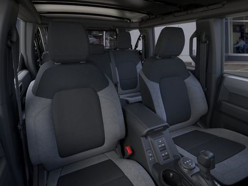New 2025 Ford Bronco Big Bend image 10