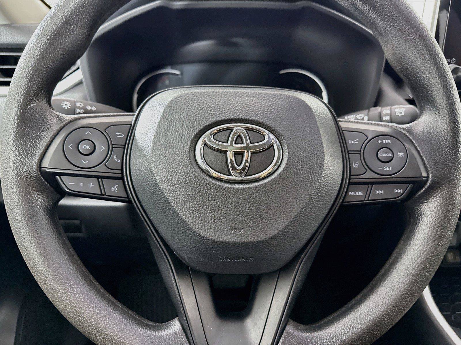 Certified 2025 Toyota RAV4 XLE AWD/4WD image 16