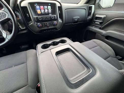 Used 2018 Chevrolet Silverado 1500 LT w/ LT Eassist Package image 3