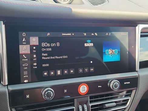 New 2026 Porsche Macan image 15