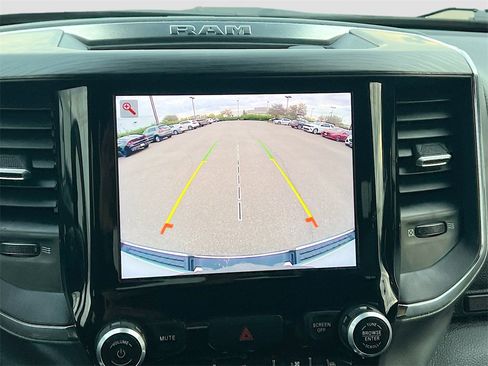 Used 2024 RAM 1500 Laramie image 14