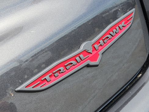 Used 2024 Jeep Compass Trailhawk AWD/4WD image 13