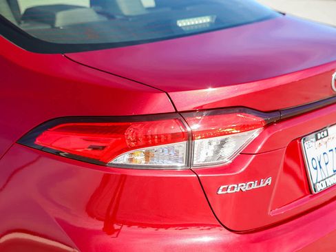 Used 2024 Toyota Corolla LE image 10