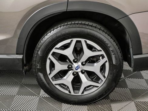 Used 2019 Subaru Forester Premium w/ All-Weather Package AWD/4WD image 36