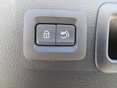 Certified 2025 MAZDA CX-50 AWD 2.5 Turbo w/ Premium Pkg image 13