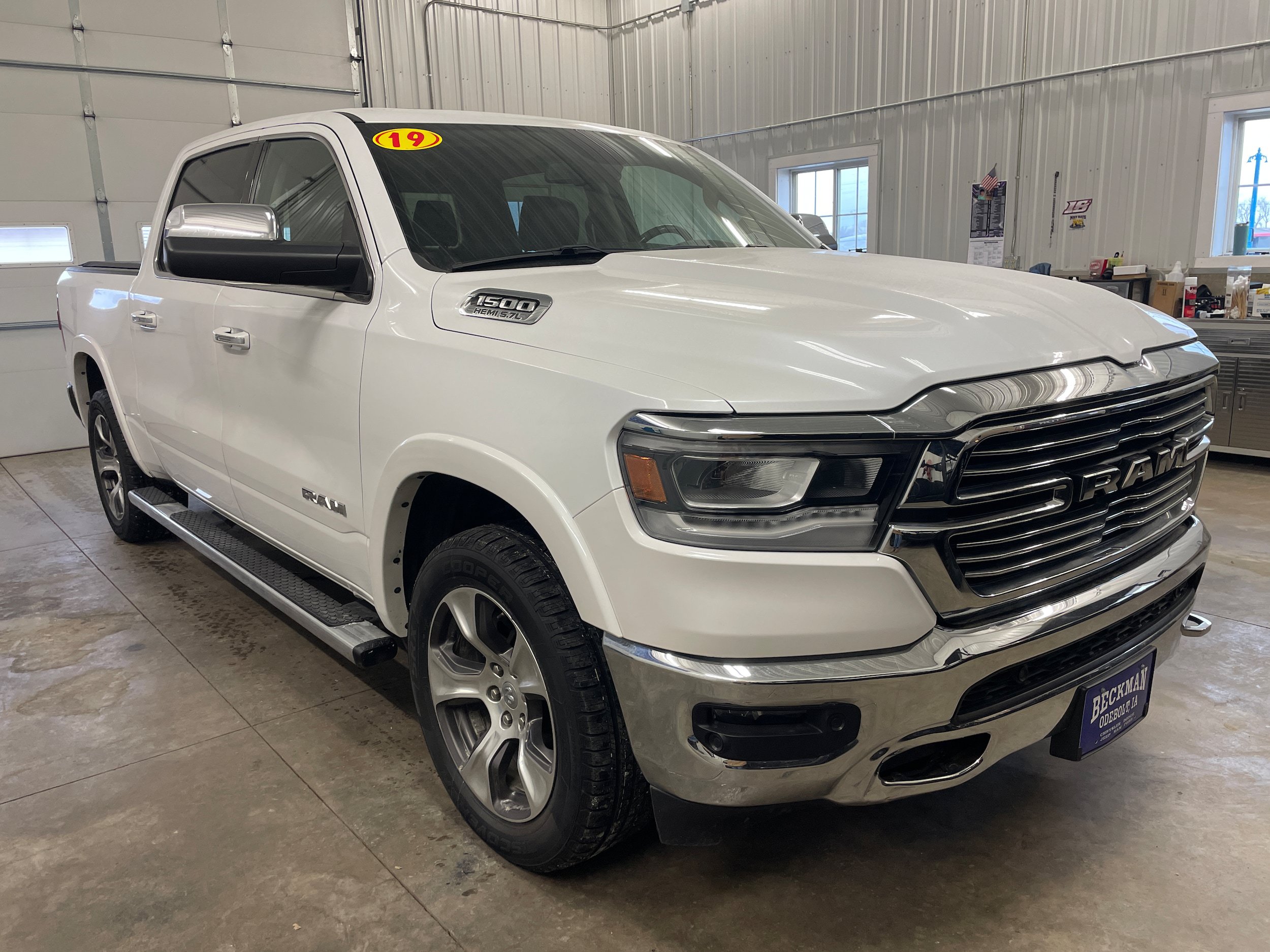 Used 2019 RAM 1500 Laramie AWD/4WD image 7