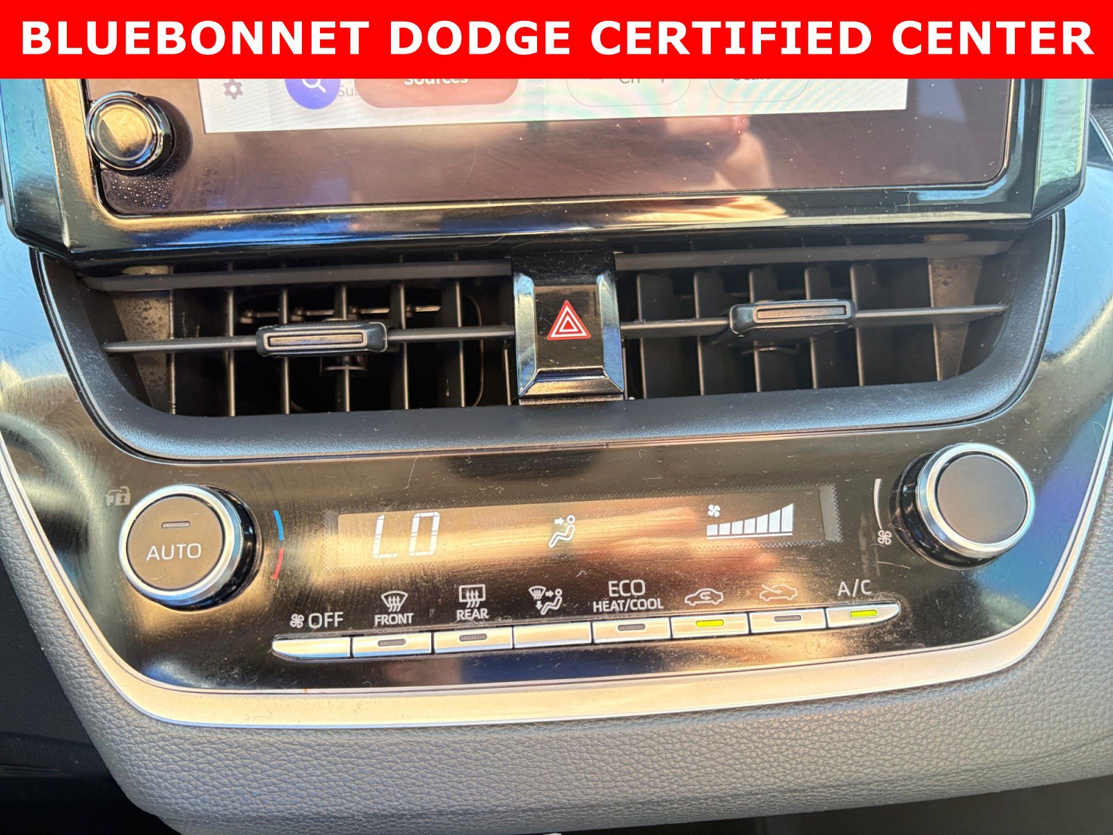 Used 2023 Toyota Corolla LE FWD image 17