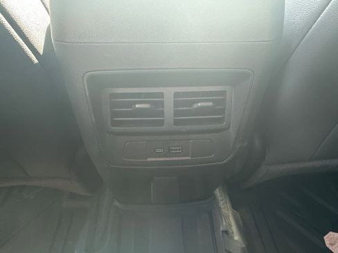 Used 2024 GMC Canyon AT4X image 13