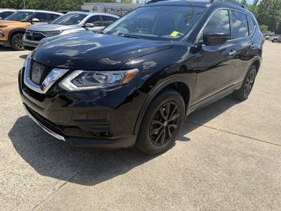 Used 2017 Nissan Rogue SV w/ Midnight Edition