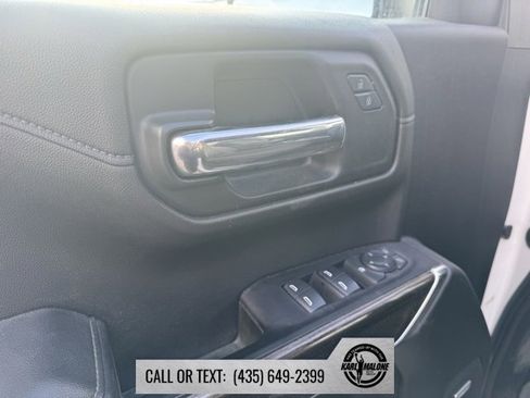 Used 2022 Chevrolet Silverado 1500 RST w/ Convenience Package II image 11