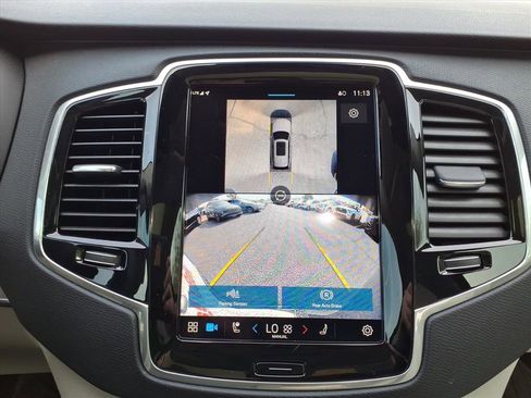 Used 2025 Volvo XC90 T8 Plus w/ Protection Package Premier image 20