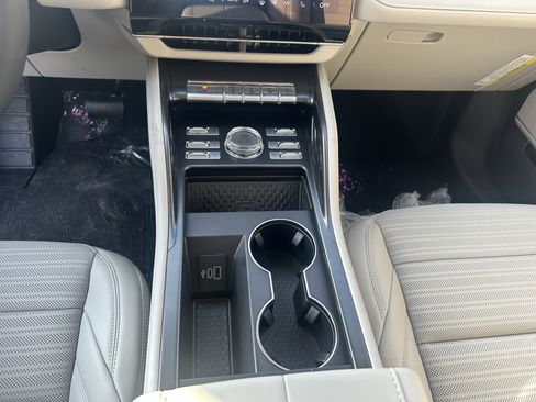 New 2026 Lincoln Nautilus Reserve image 16