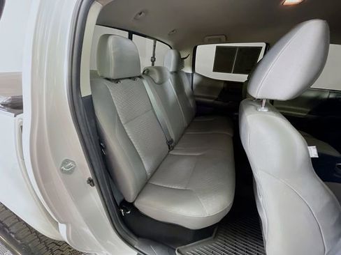 Used 2022 Toyota Tacoma SR image 26