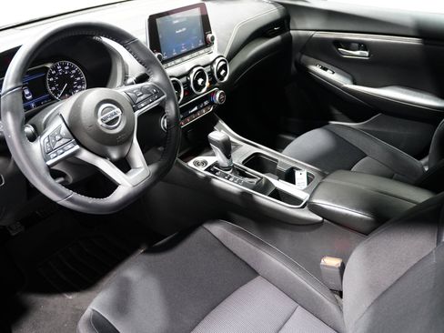 Used 2021 Nissan Sentra SV image 10