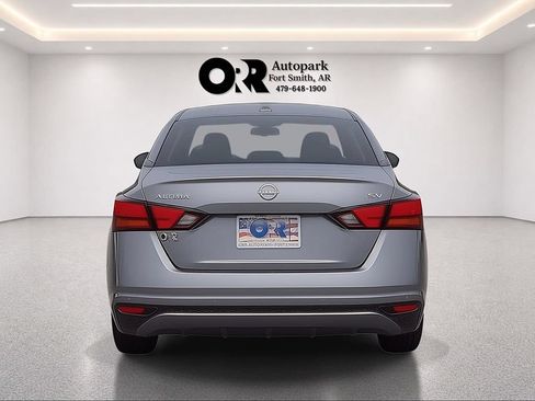 Used 2023 Nissan Altima 2.5 SV FWD image 20