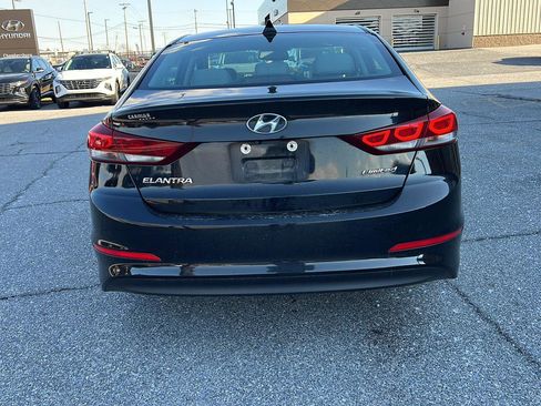 Used 2017 Hyundai Elantra Limited w/ Limited Tech Package 04 image 4