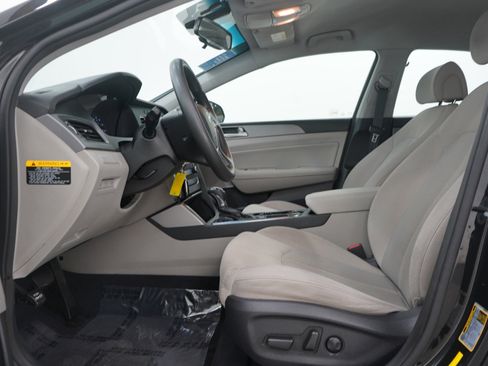 Used 2015 Hyundai Sonata SE w/ Option Group 09 image 18