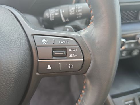 Used 2023 Honda CR-V Sport image 18