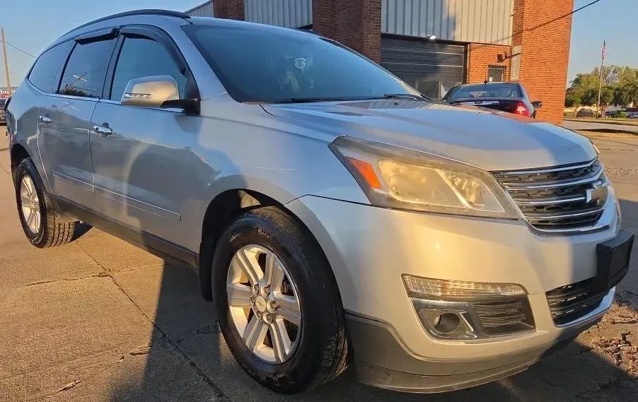 Used 2014 Chevrolet Traverse LT FWD image 7