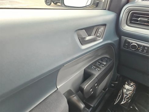 New 2026 Ford Maverick XL image 28