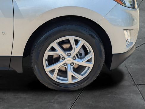 Used 2019 Chevrolet Equinox Premier FWD image 11