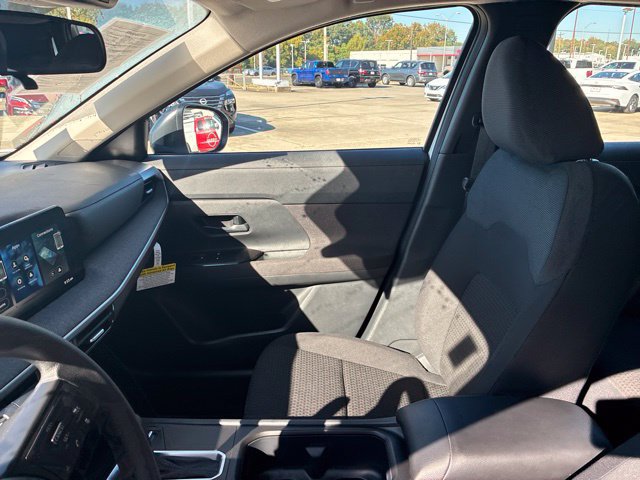 Used 2026 Nissan Kicks S FWD image 15